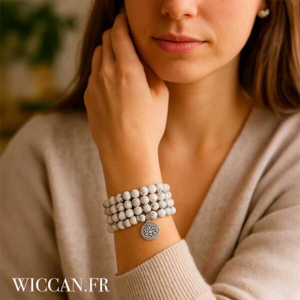 Bracelet bouclier sacré